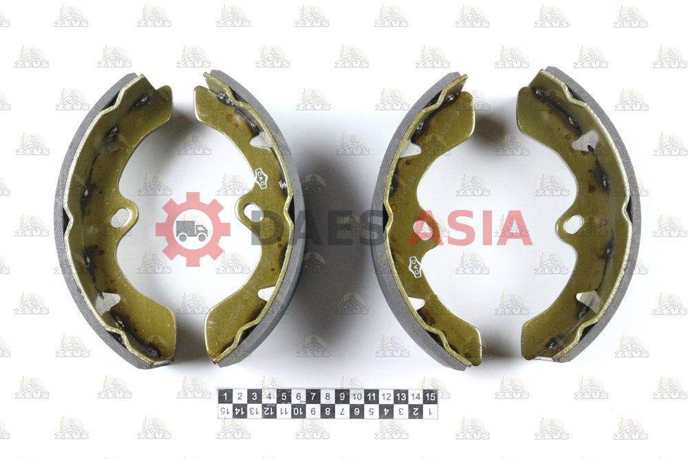 Тормозные барабанные колодки MAZDA