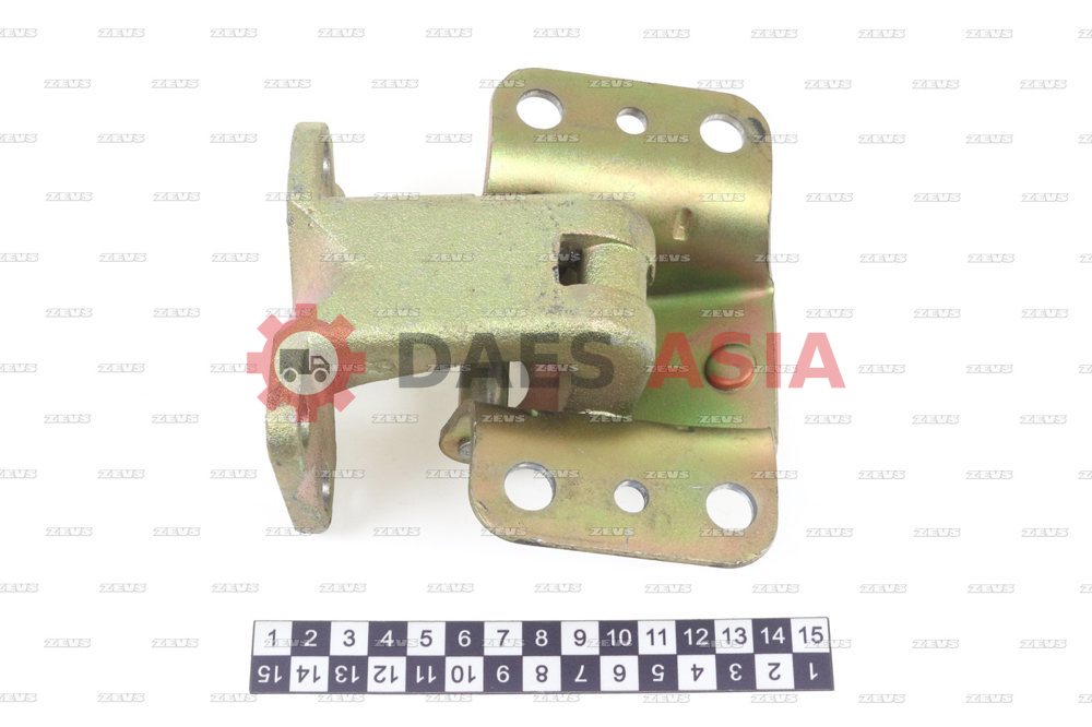 Петля двери ISUZU FORWARD 1996 2007