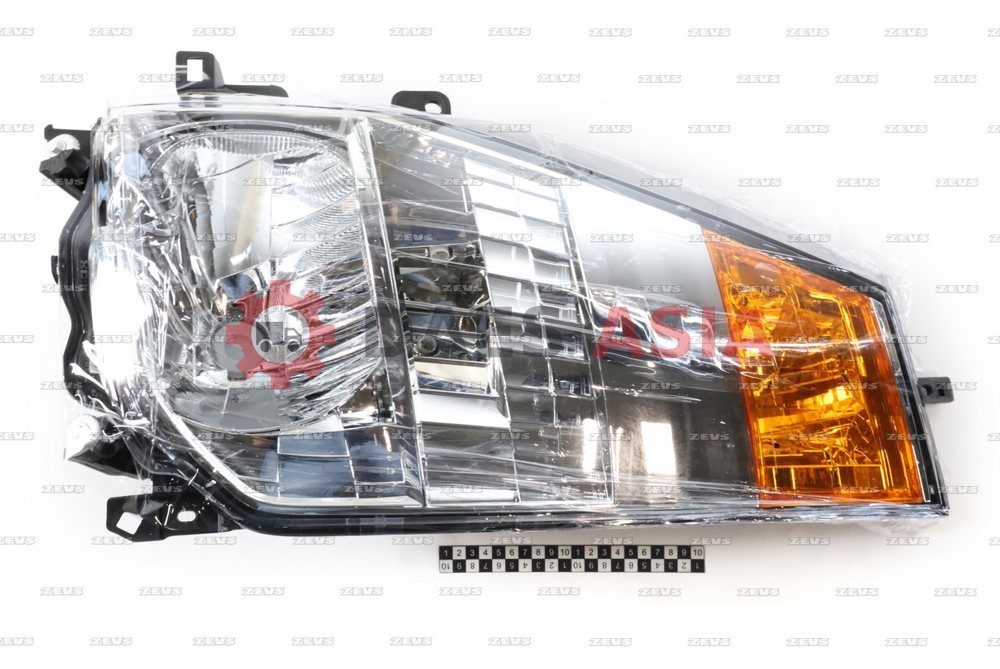 Фара NISSAN ATLAS F24 2007 2021