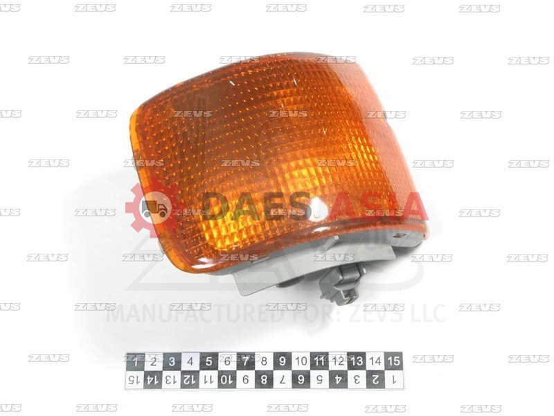 Повторитель поворота TOYOTA DYNA BU212 / TOYOTA DYNA BU102