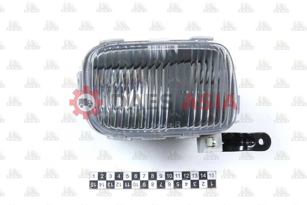 Туманка TOYOTA DYNA BU420 1999 2003